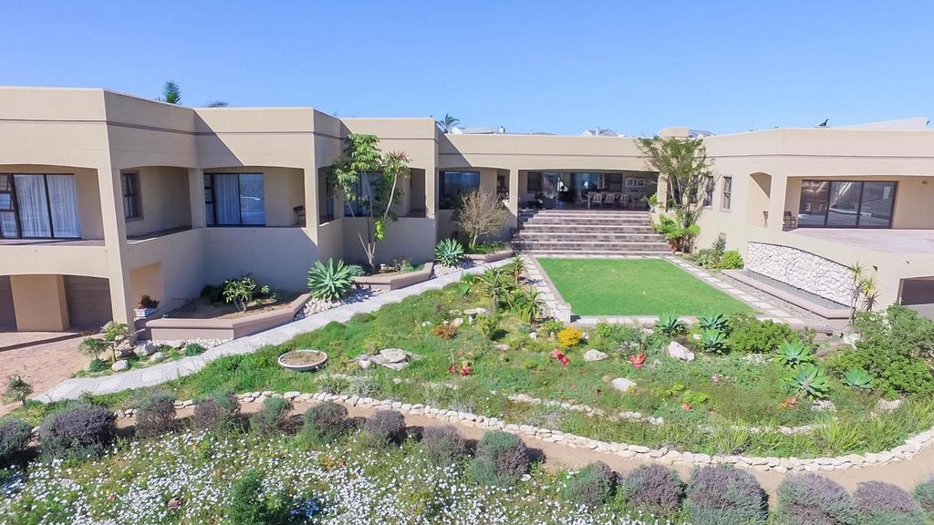 Property photo 2 of 40 La1340571