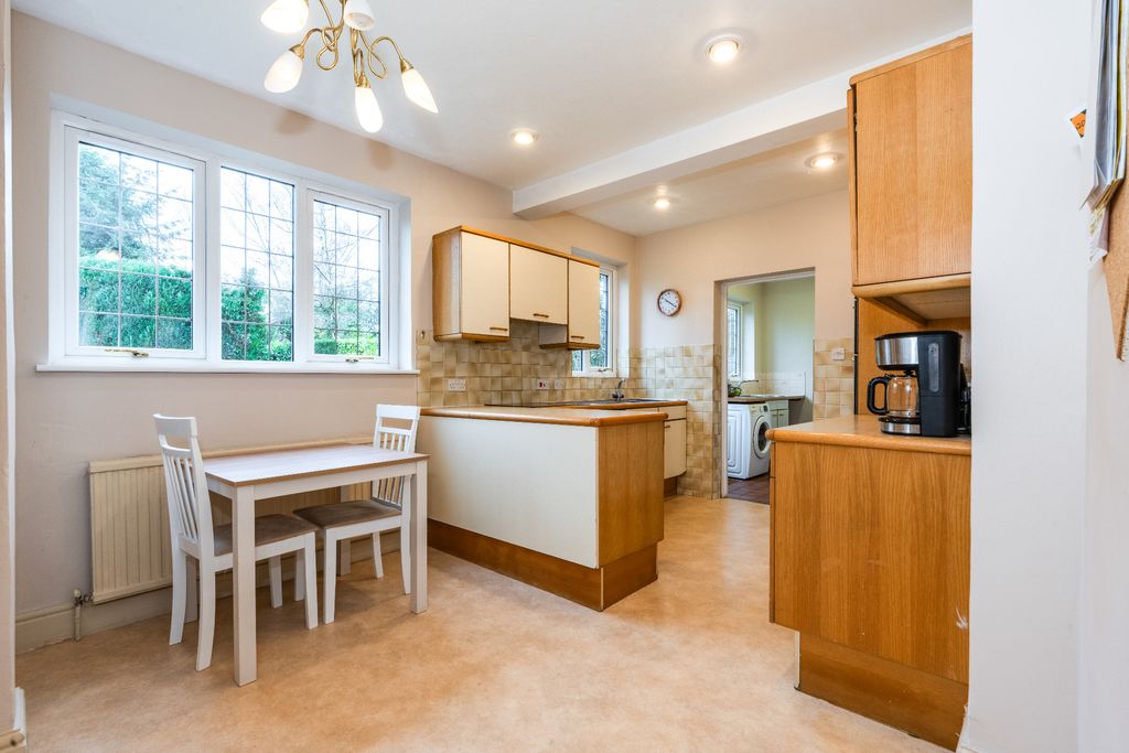 Property photo 3 of 21