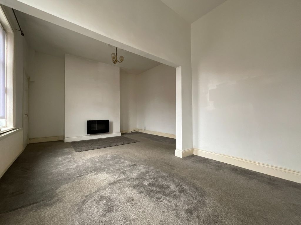 Property photo 1 of 11 4135592