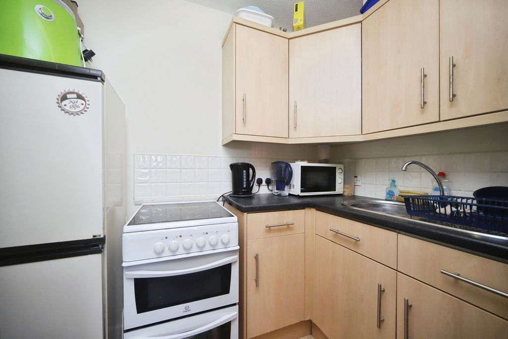 Property photo 2 of 12 Pbox-Img.Jpg