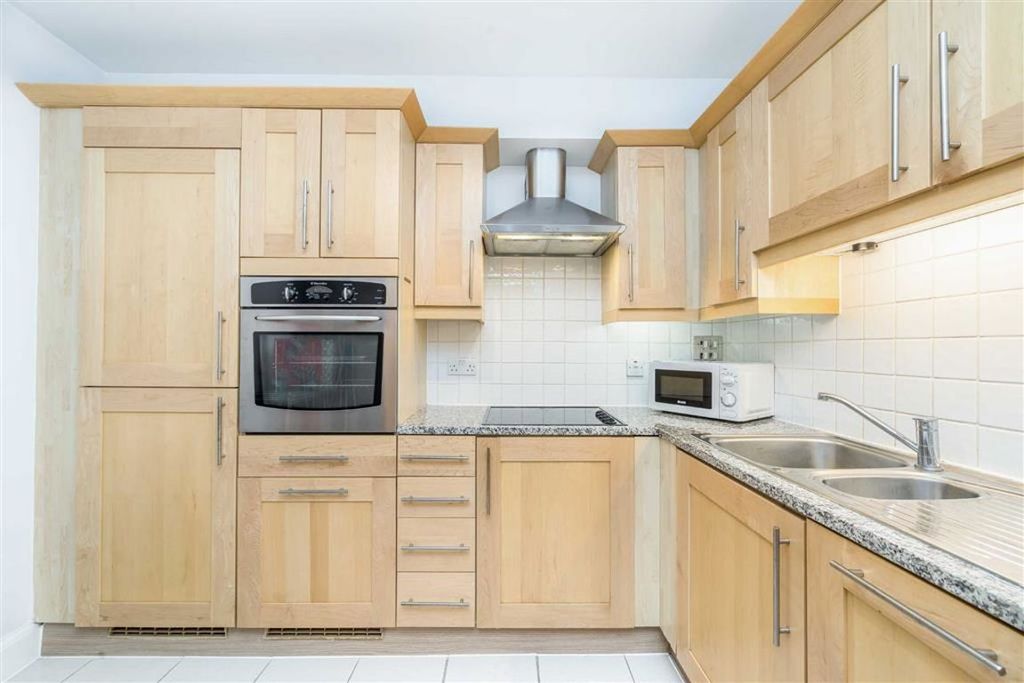 Property photo 3 of 5