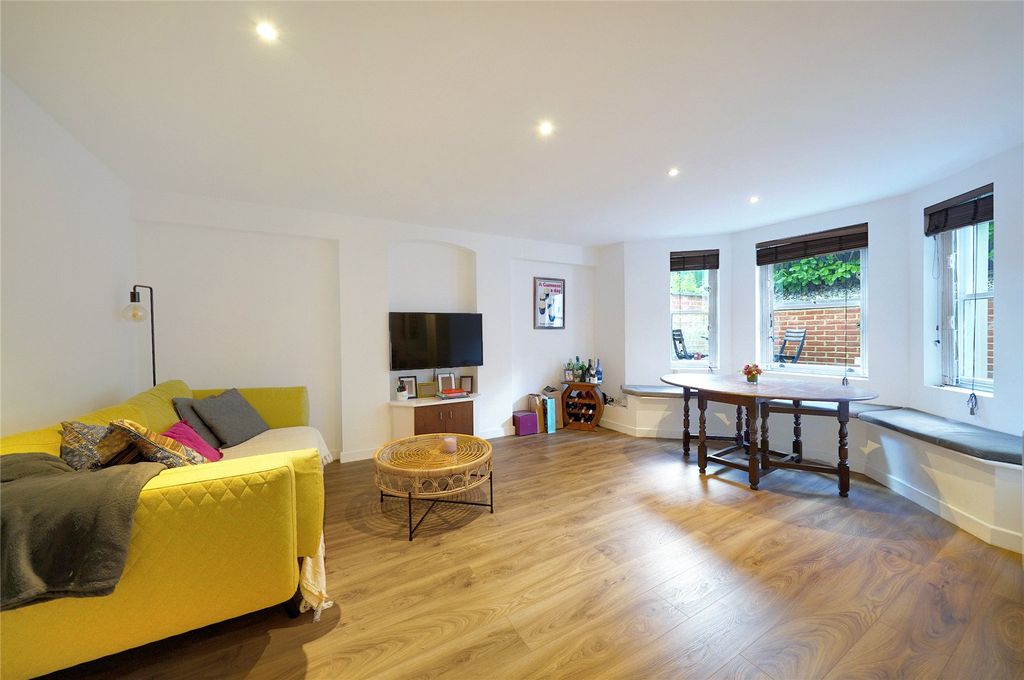 Property photo 1 of 19 Picture No. 36
