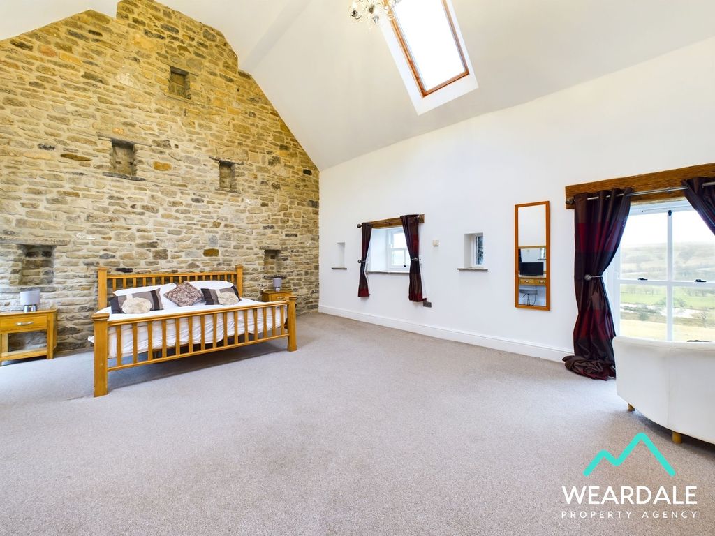 Property photo 3 of 68