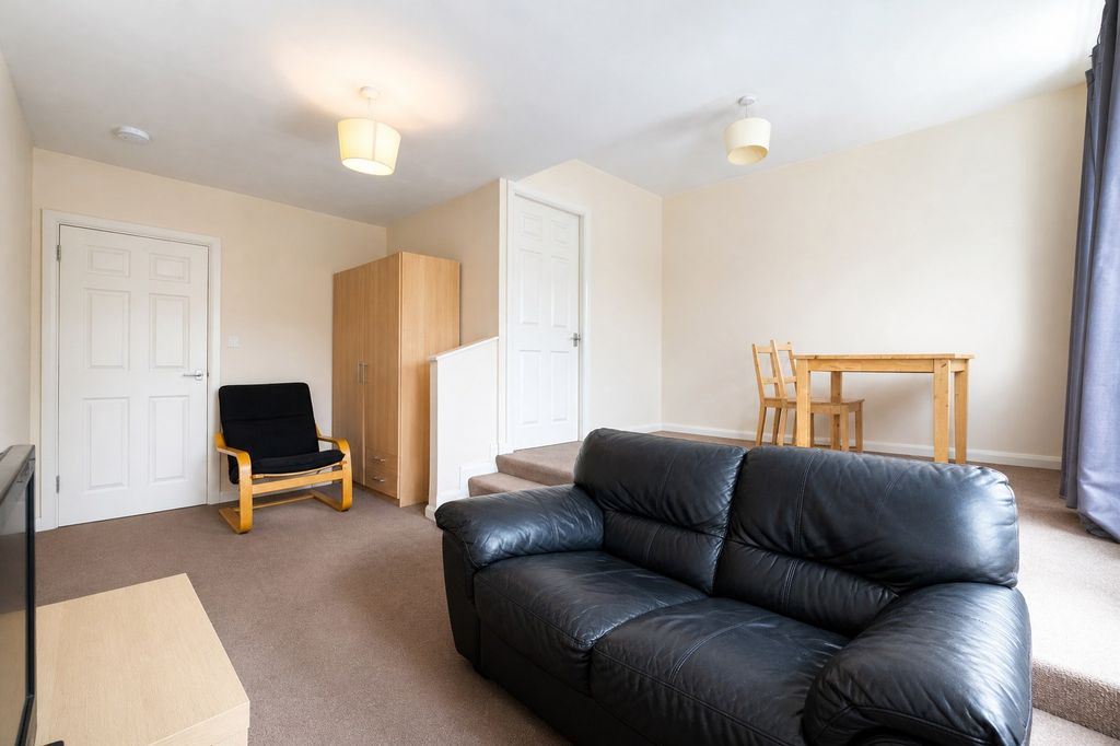 Property photo 2 of 15 Picture No. 32