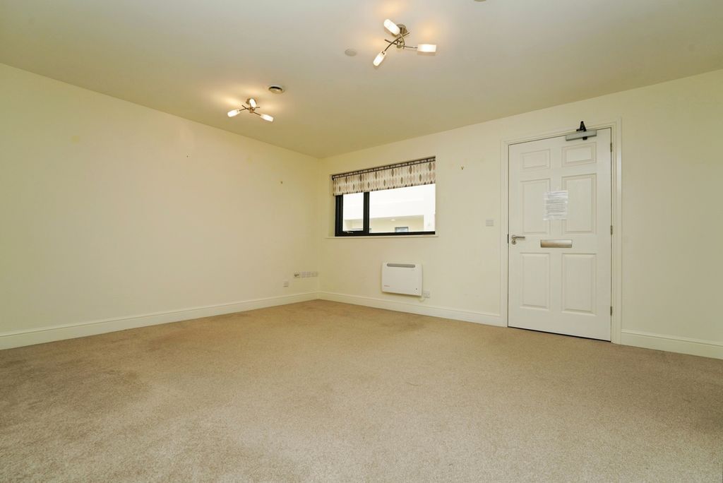 Property photo 2 of 12 Living Room