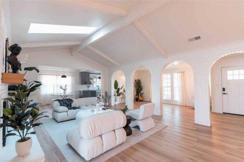 Property photo 2 of 7 <Alttext/>