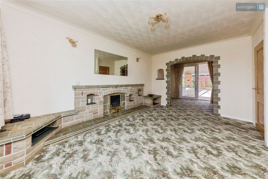 Property photo 2 of 22 Picture No. 20