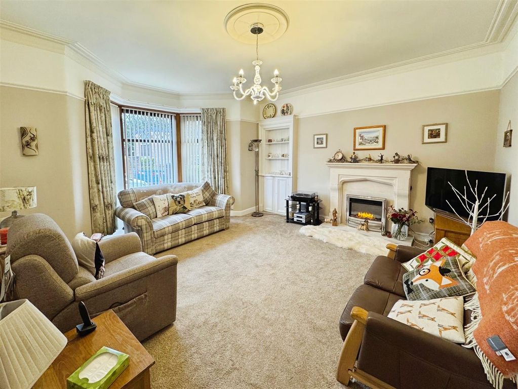 Property photo 3 of 25 4
