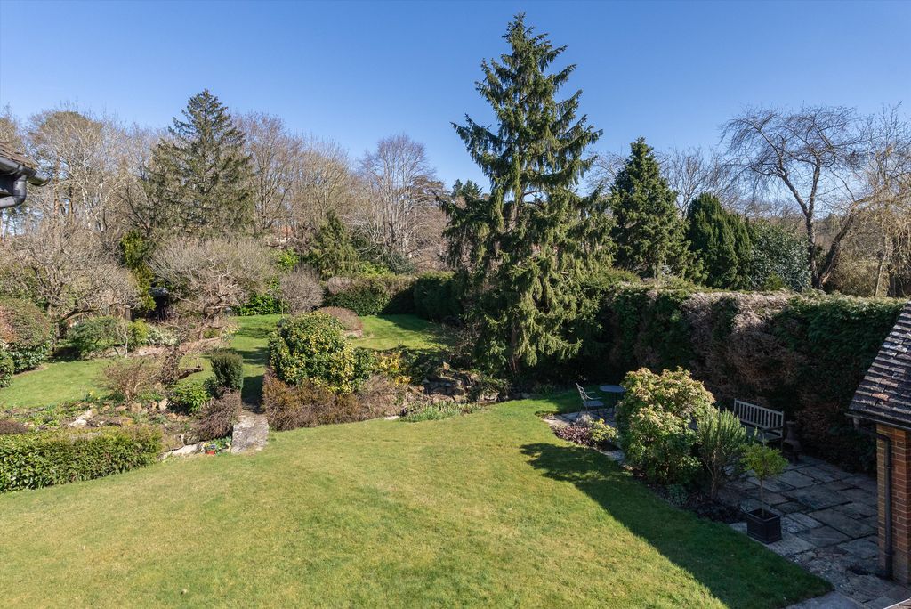 Property photo 2 of 16 Image