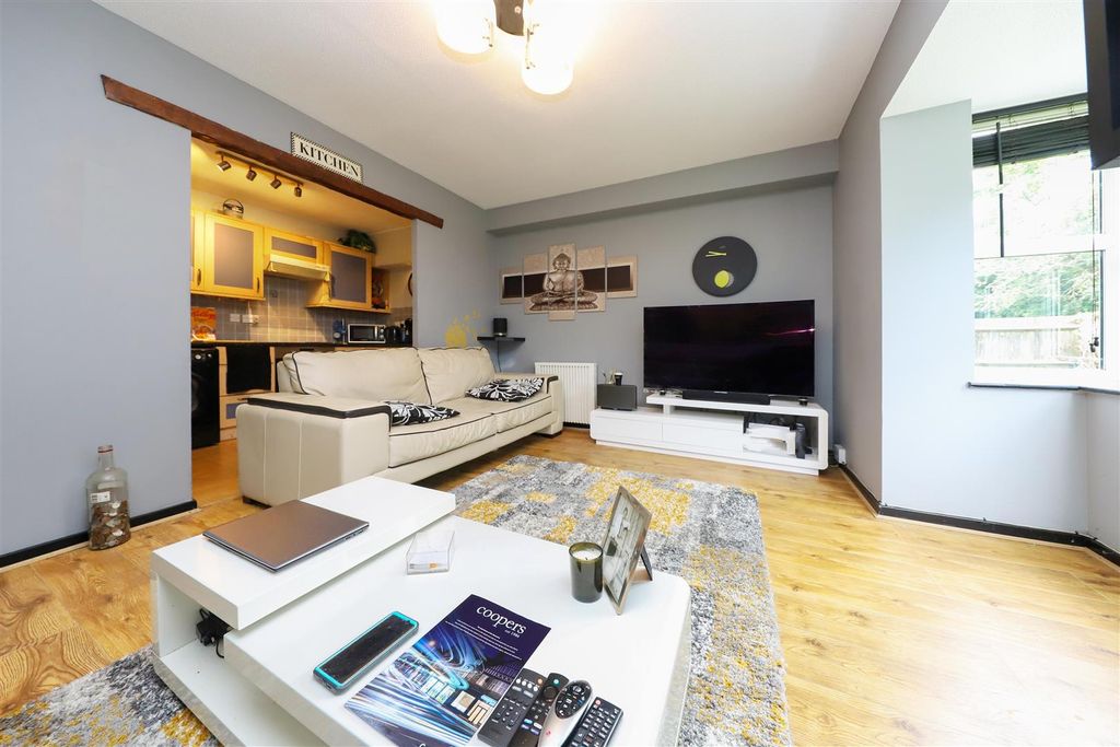 Property photo 2 of 8 Living Room