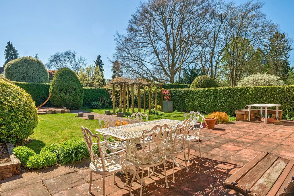 Property photo 3 of 12