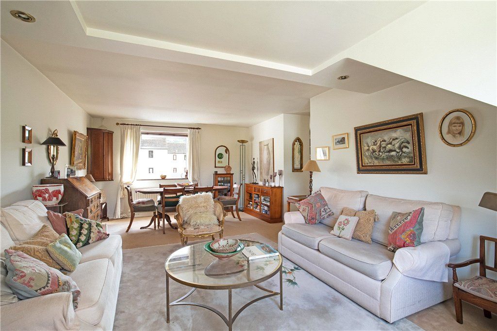 Property photo 3 of 13 Sitting Dining Room