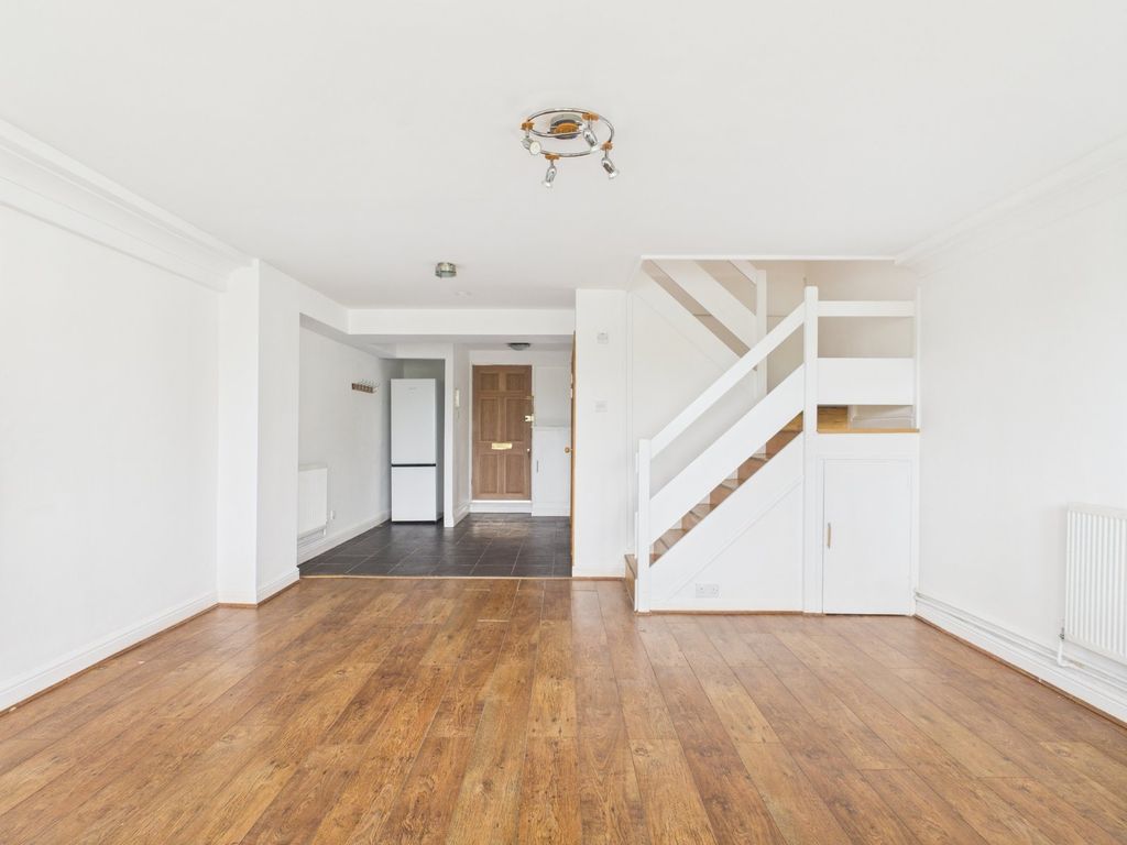 Property photo 1 of 10 Living Area