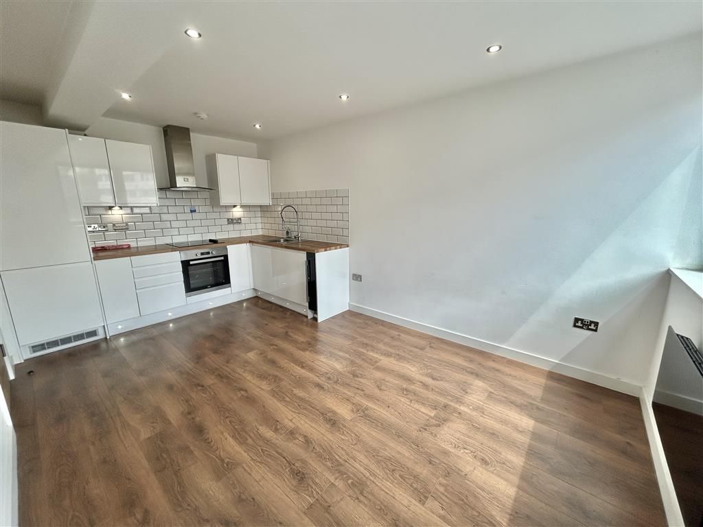 Property photo 1 of 8 Image