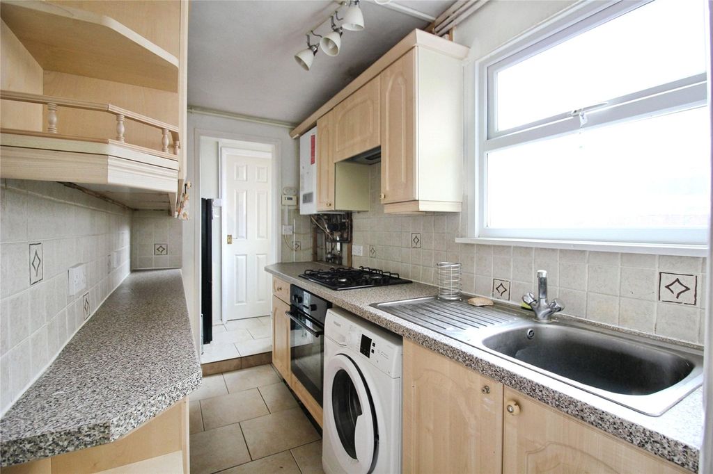 Property photo 3 of 7 Picture No. 04