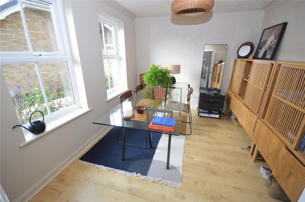 Property photo 3 of 18 Picture No. 20