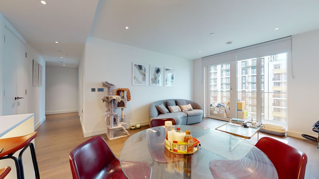 Property photo 3 of 38