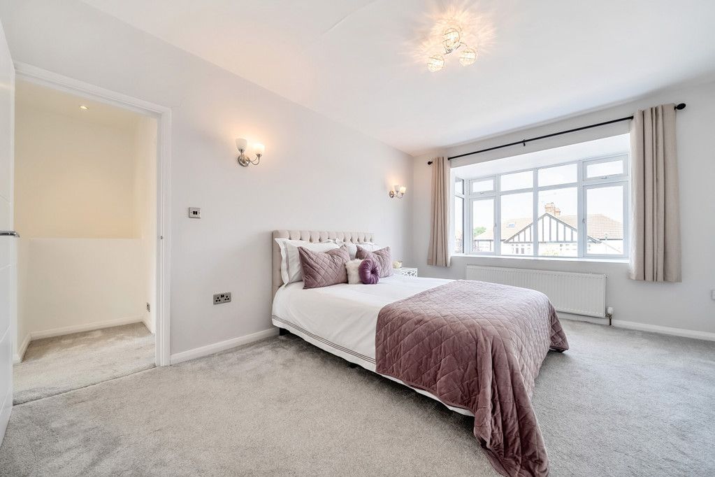 Property photo 1 of 12 Bedroom