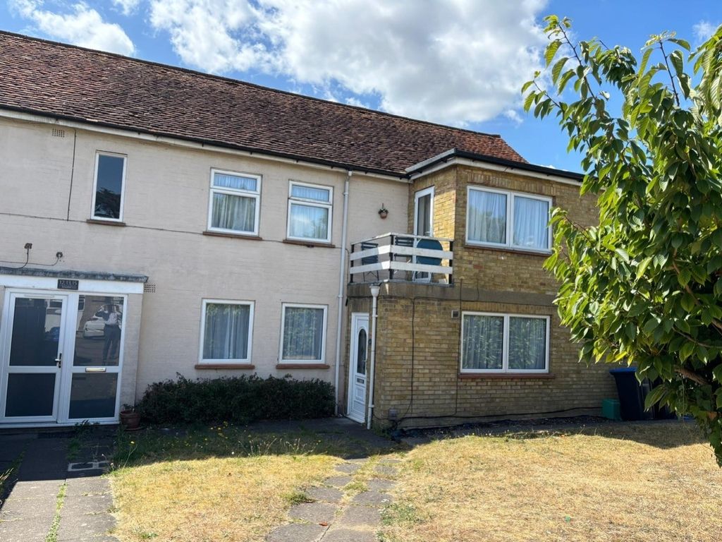 Property photo 1 of 7 Front