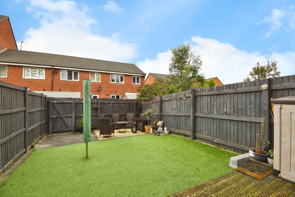 Property photo 2 of 17 Photo