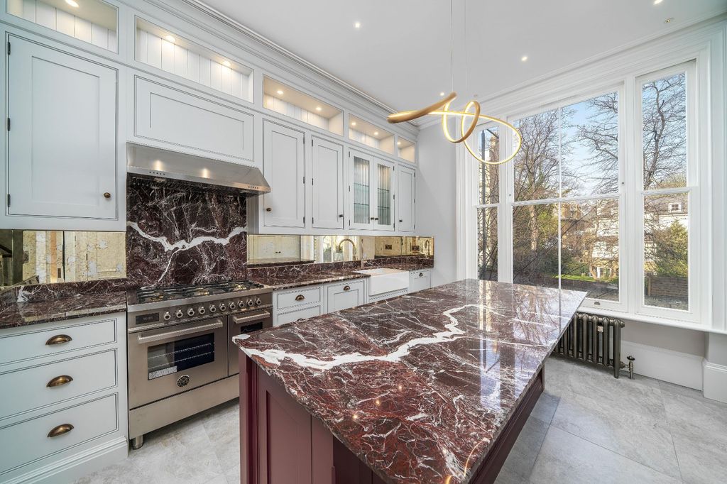 Property photo 2 of 17 Picture No. 08