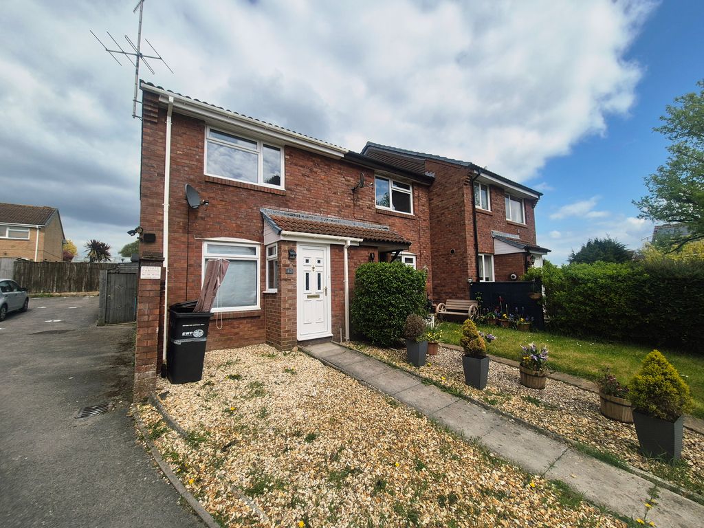 Property photo 1 of 14 Front