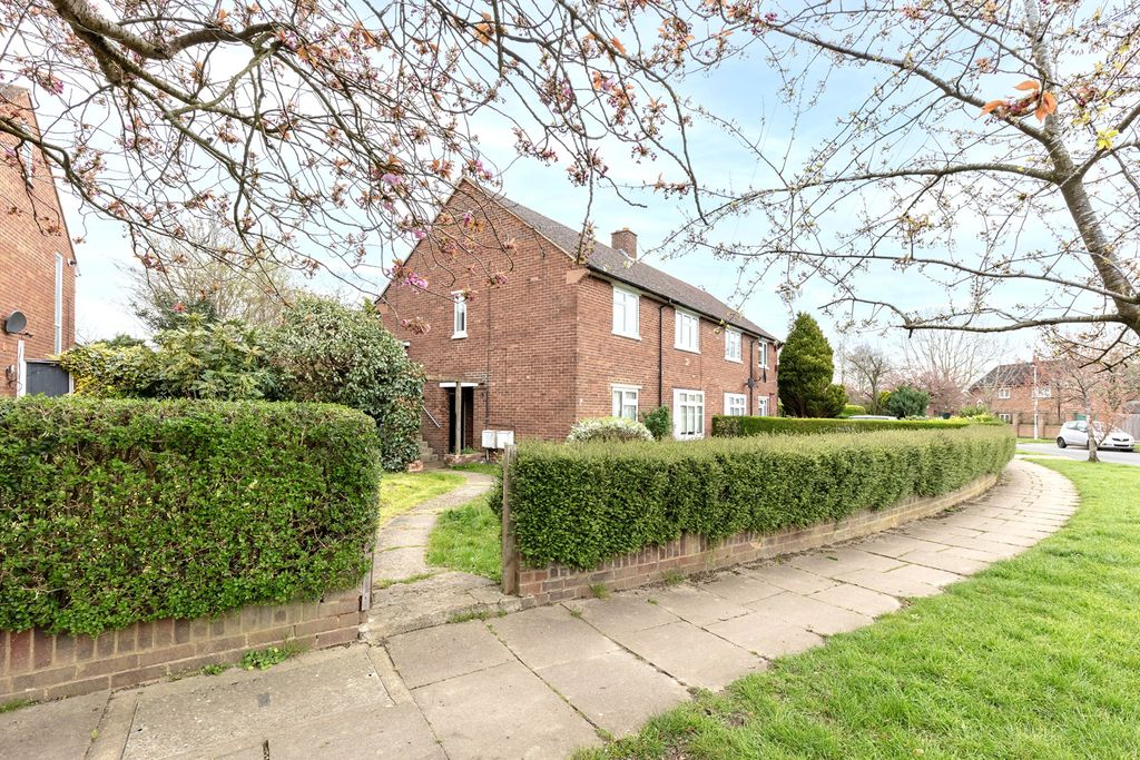 Property photo 2 of 14