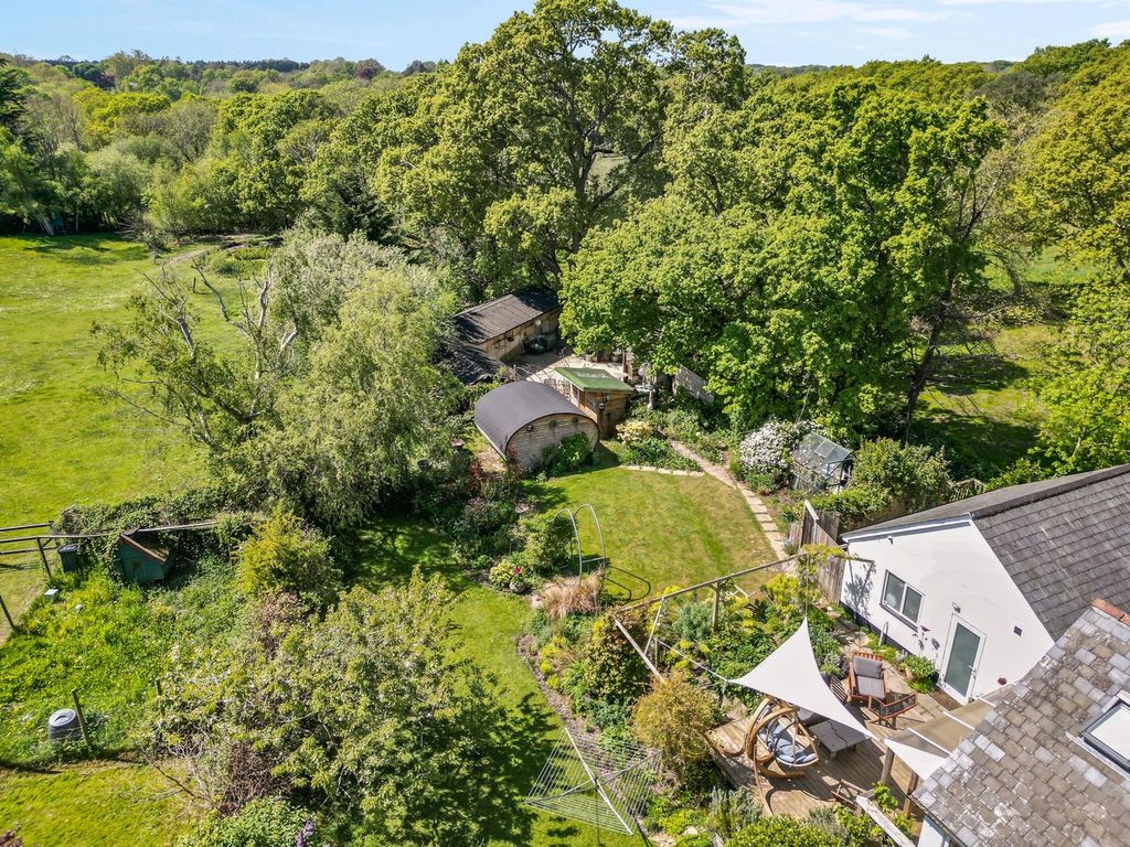 Property photo 3 of 41