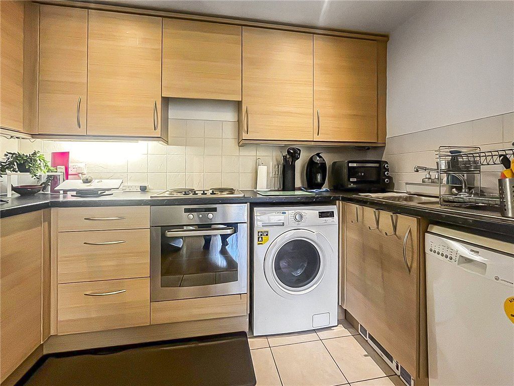 Property photo 3 of 5 Kitchen