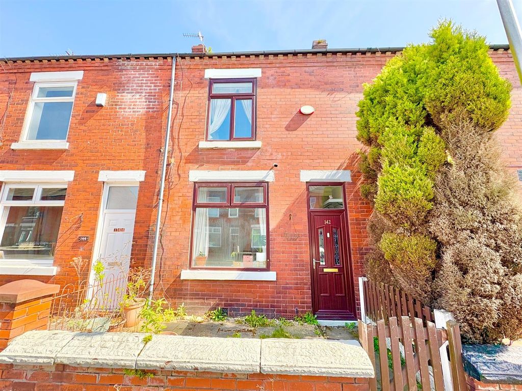 Property photo 1 of 11 Front.Jpg