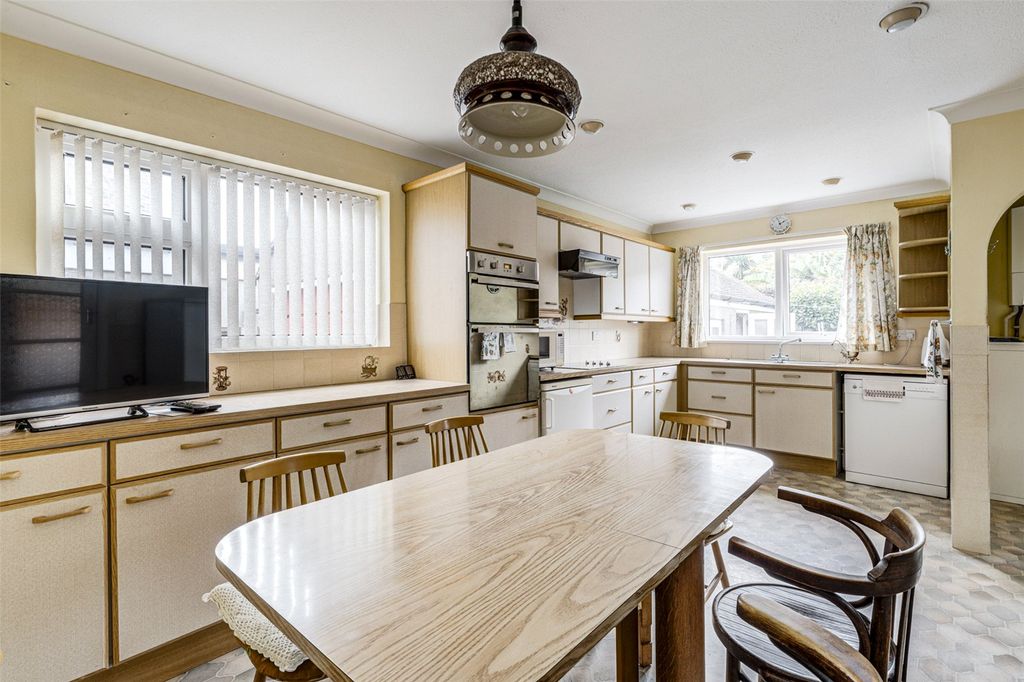 Property photo 2 of 24 Picture No. 04