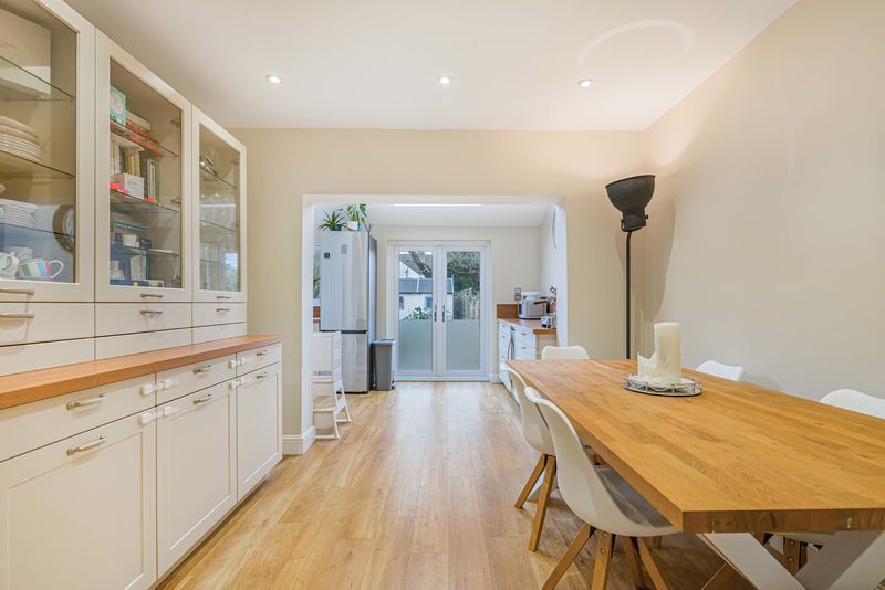 Property photo 3 of 23 Dining Area