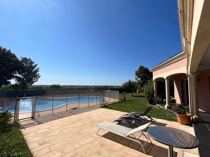 Property photo 3 of 18 Photo 3