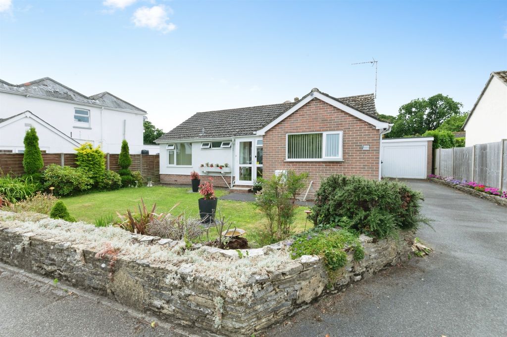 Property photo 1 of 13