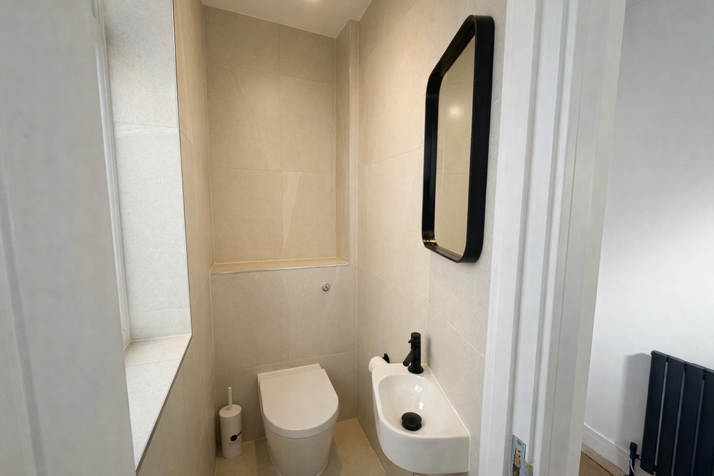 Property photo 3 of 20 WC