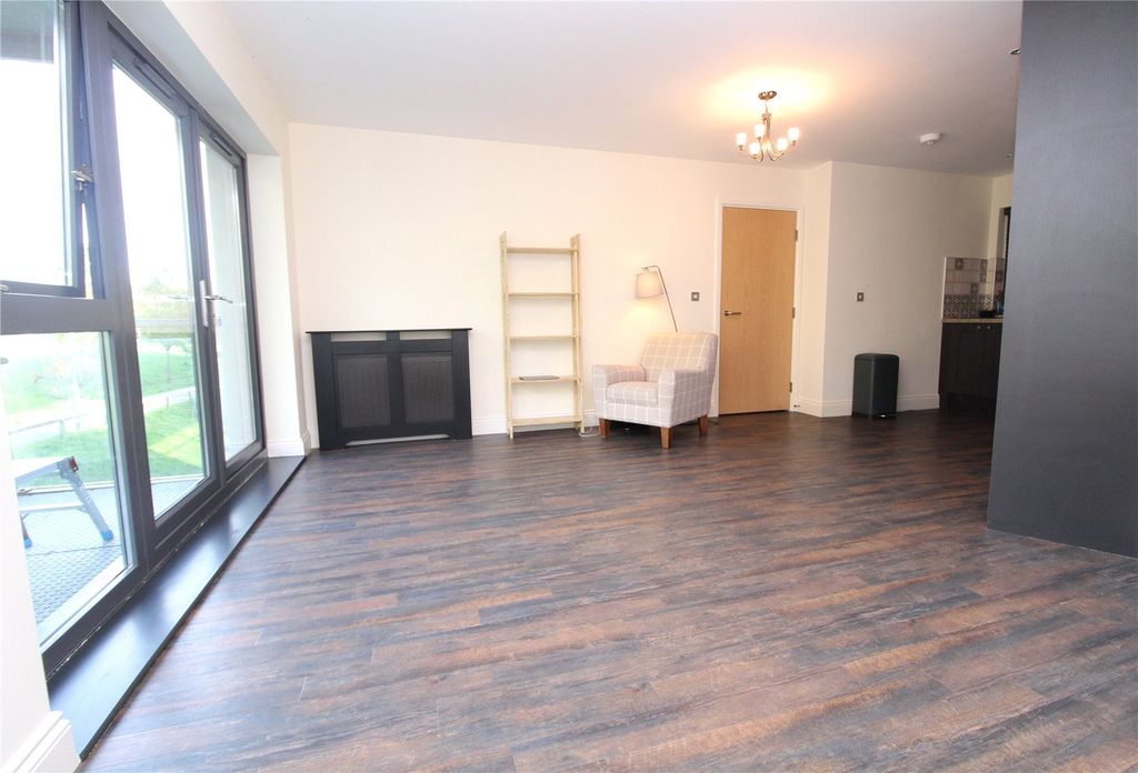 Property photo 2 of 10 Lounge View 1