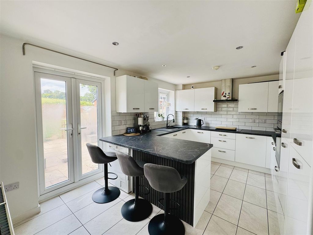 Property photo 2 of 18 Img_E1752[1].Jpg
