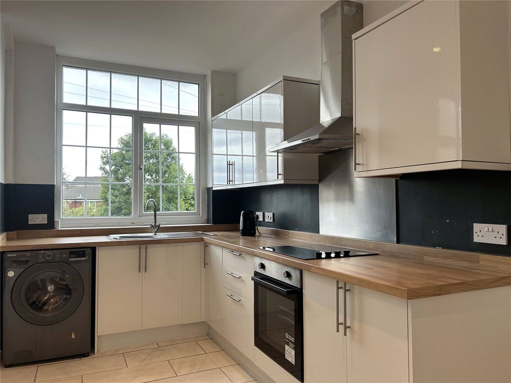 Property photo 3 of 19 Kitchen/Diner