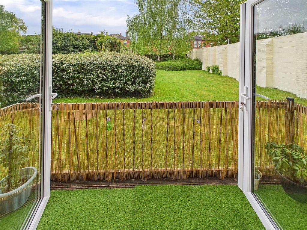 Property photo 3 of 10 19349288_231488981.Jpg