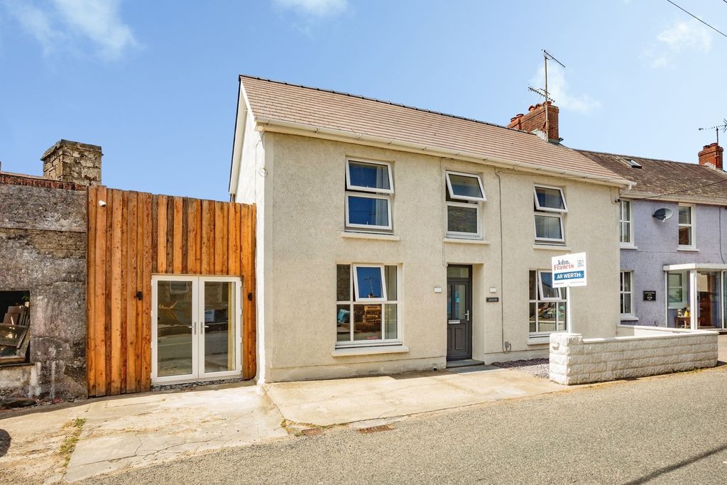 Property photo 1 of 33 Pbox-Img.Jpg