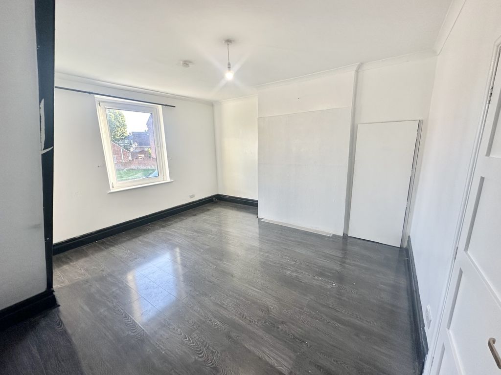 Property photo 3 of 9 Img_4829