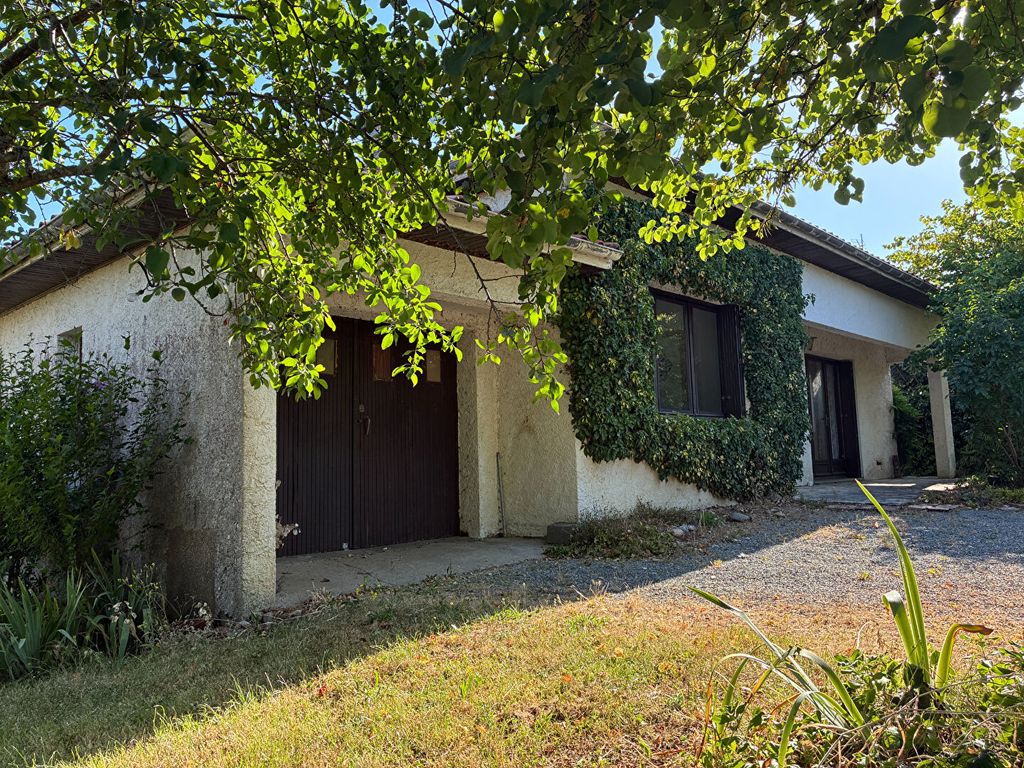 Property photo 1 of 14 Main Exterior View