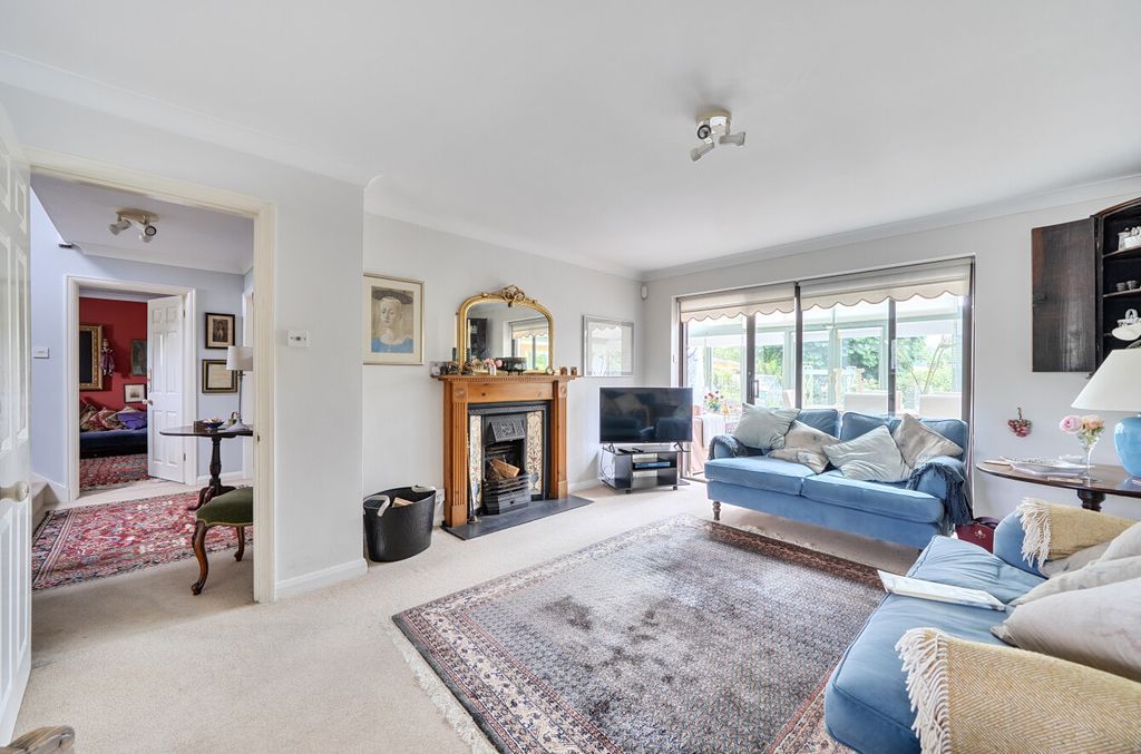 Property photo 2 of 17 1470780-11-6A2c42...