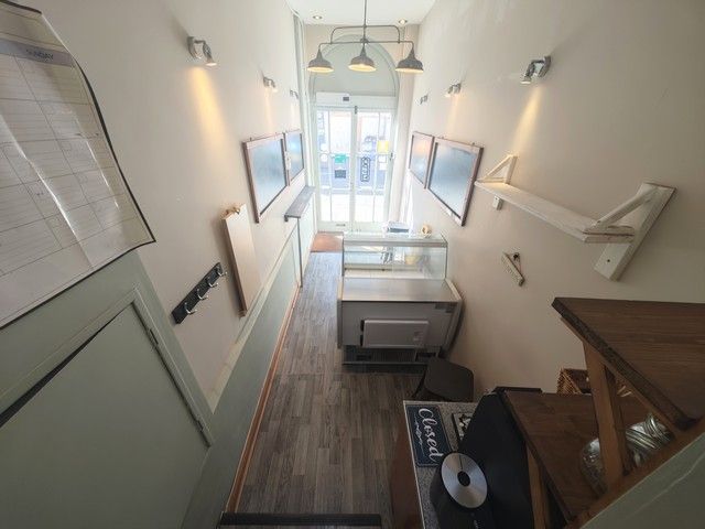 Property photo 3 of 4