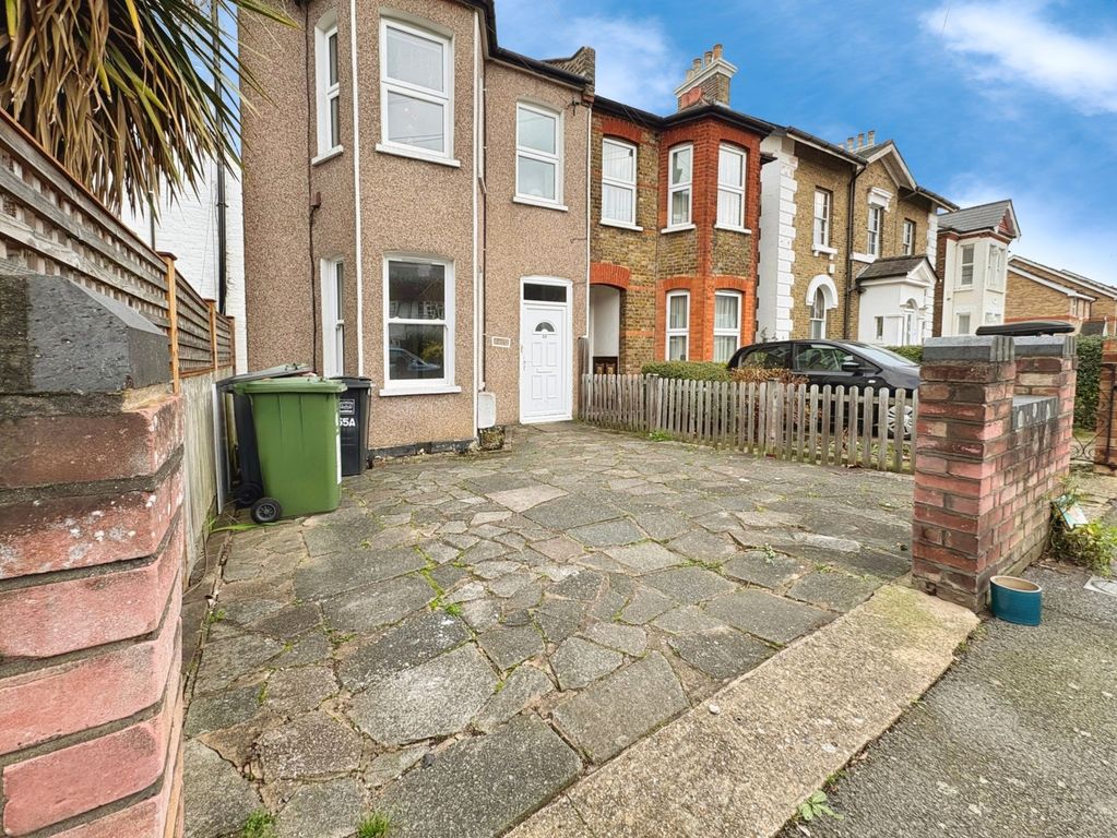 Property photo 1 of 16 External