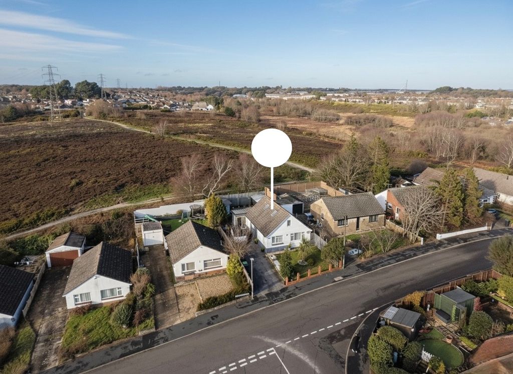 Property photo 3 of 23