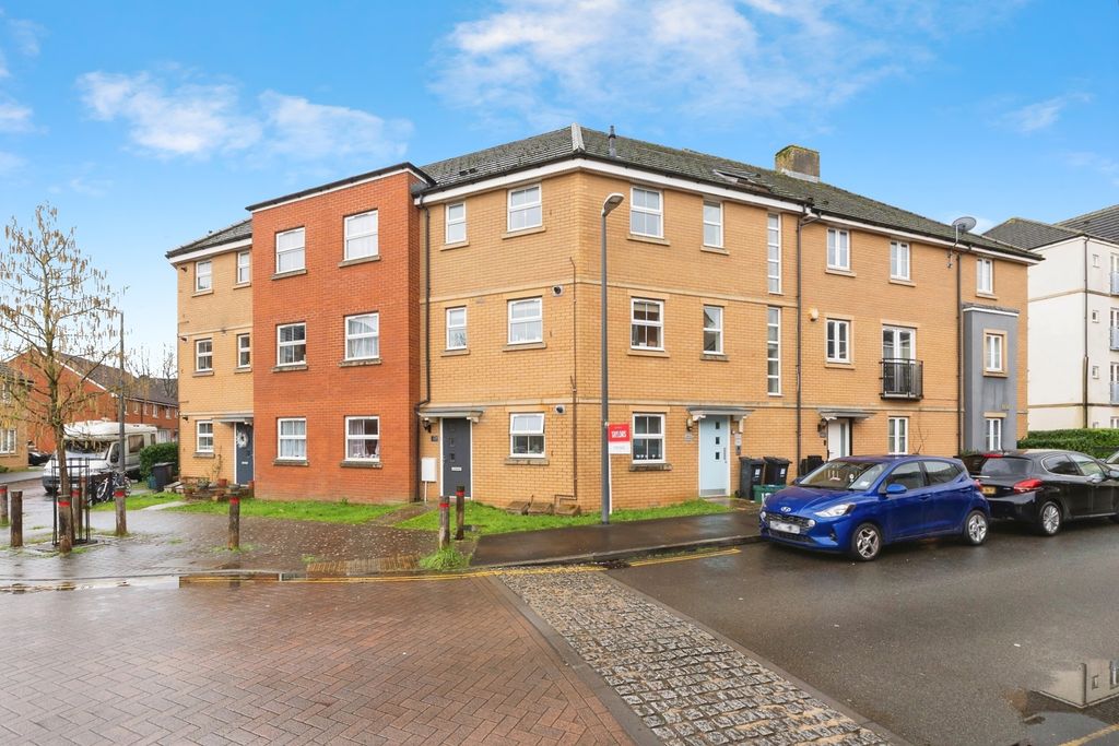 Property photo 1 of 11 Pbox-Img.Jpg