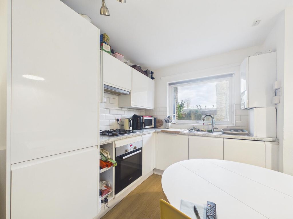 Property photo 2 of 14 Kitchen