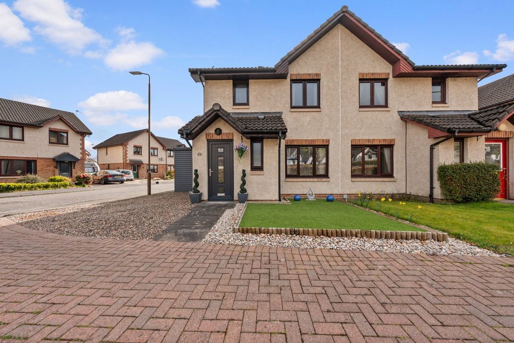 Property photo 1 of 29