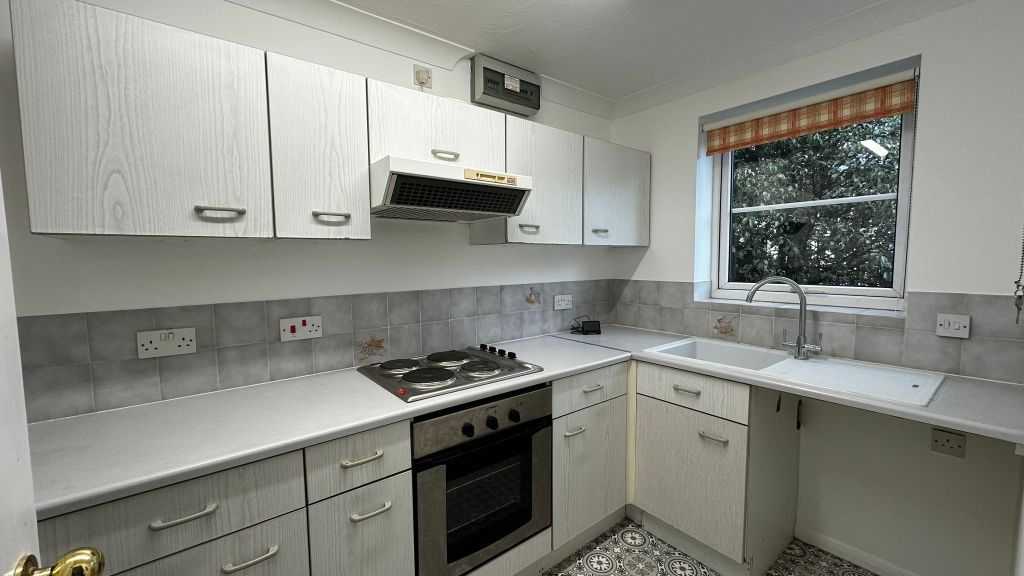 Property photo 1 of 11 View